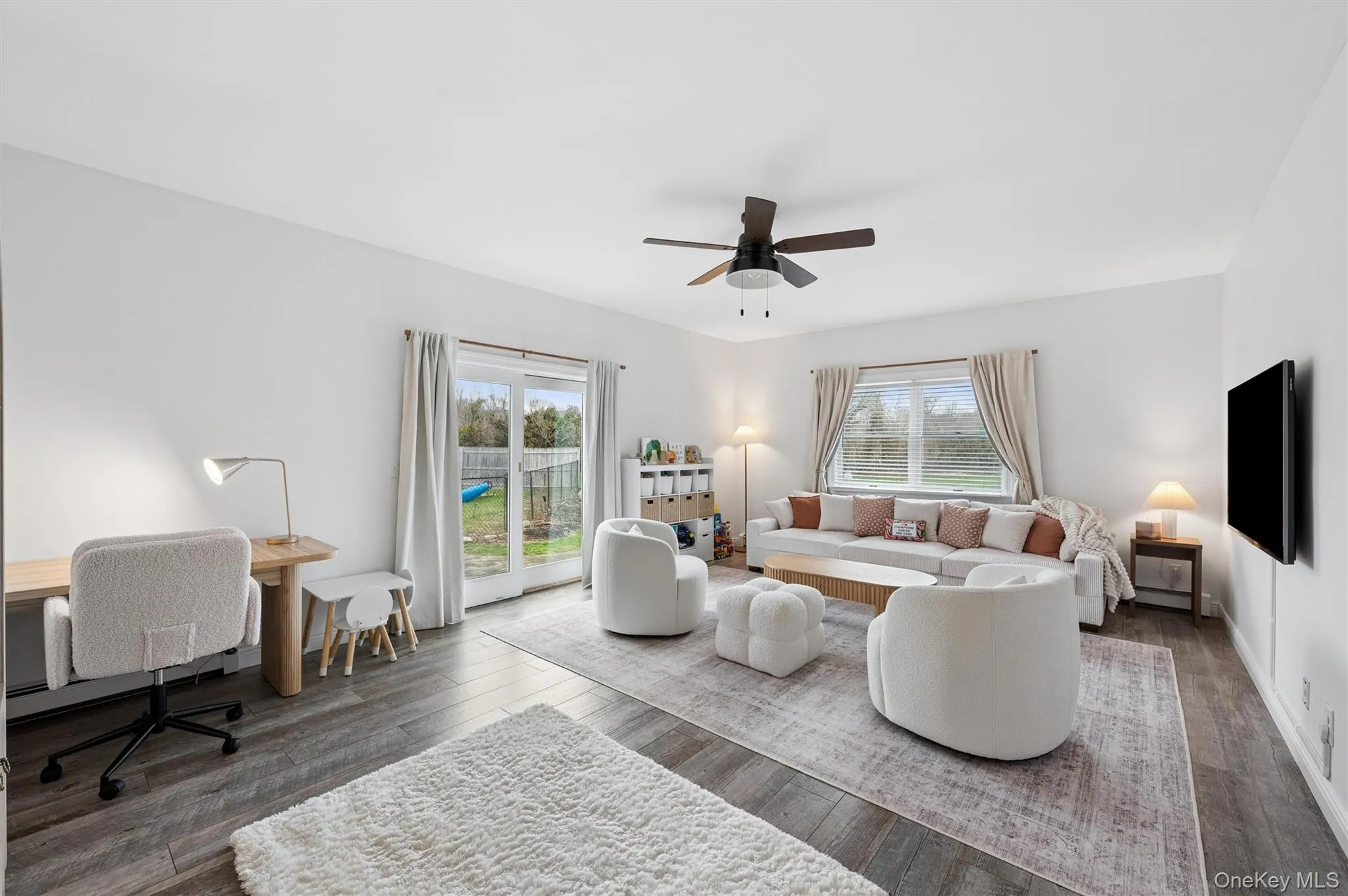 97 Grant Drive, Riverhead, NY, 3 Bedrooms Bedrooms, 12 Rooms Rooms,2 BathroomsBathrooms,Residential Lease,For Rent,Grant,0,984013 97 Grant Drive, Riverhead, NY, 3 Bedrooms Bedrooms, 12 Rooms Rooms,2 BathroomsBathrooms,Residential Lease,For Rent,Grant,0,984013