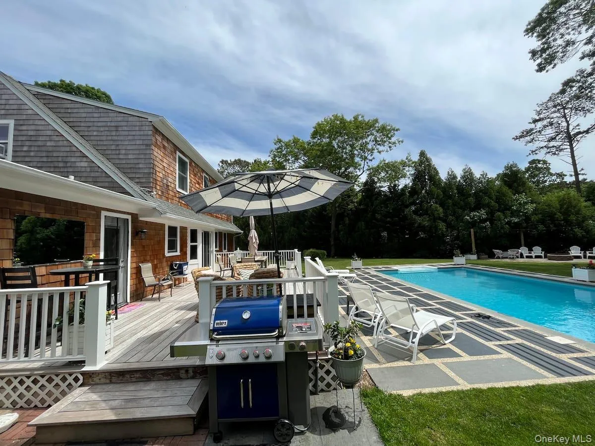 45 Bellows Terrace, Southampton, NY, 4 Bedrooms Bedrooms, 10 Rooms Rooms,2 BathroomsBathrooms,Residential Lease,For Rent,Bellows,0,984015 45 Bellows Terrace, Southampton, NY, 4 Bedrooms Bedrooms, 10 Rooms Rooms,2 BathroomsBathrooms,Residential Lease,For Rent,Bellows,0,984015