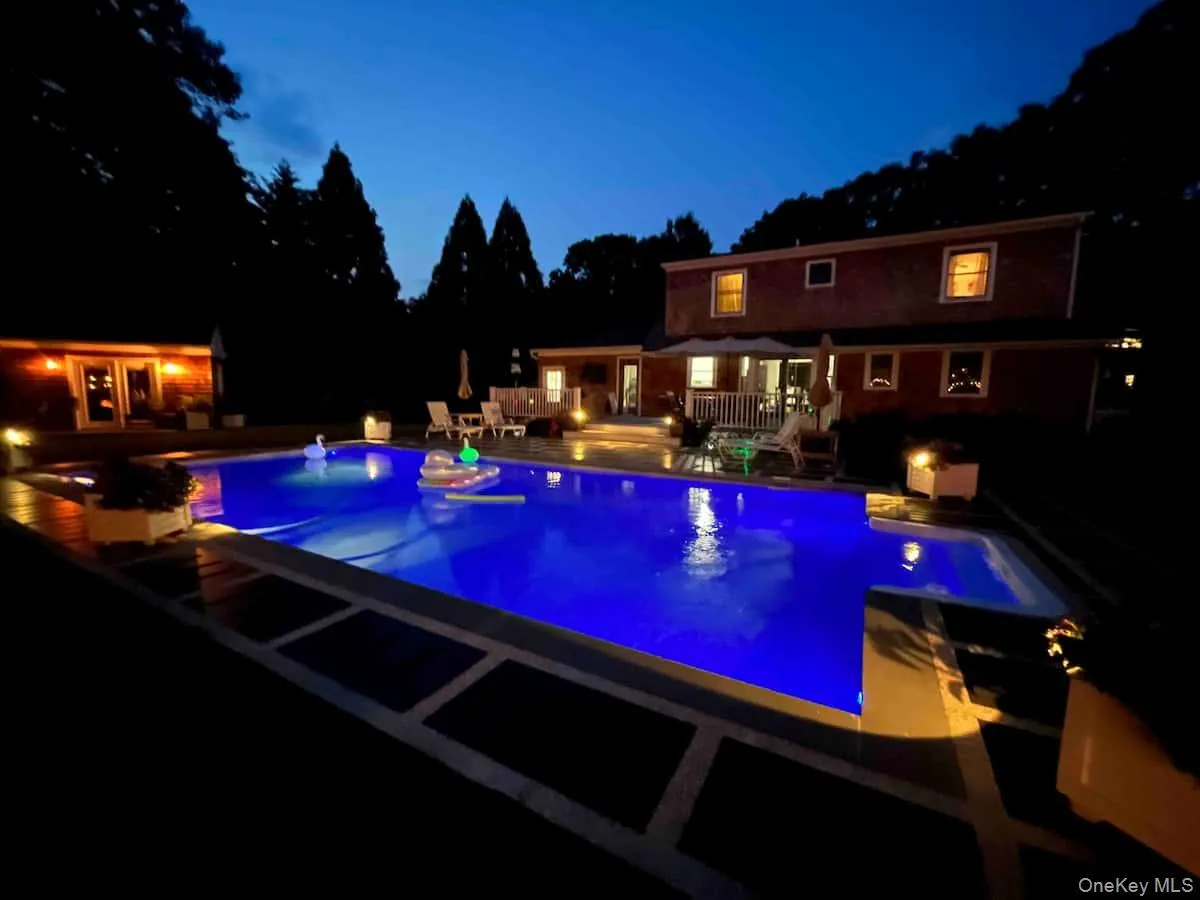 45 Bellows Terrace, Southampton, NY, 4 Bedrooms Bedrooms, 10 Rooms Rooms,2 BathroomsBathrooms,Residential Lease,For Rent,Bellows,0,984015 45 Bellows Terrace, Southampton, NY, 4 Bedrooms Bedrooms, 10 Rooms Rooms,2 BathroomsBathrooms,Residential Lease,For Rent,Bellows,0,984015