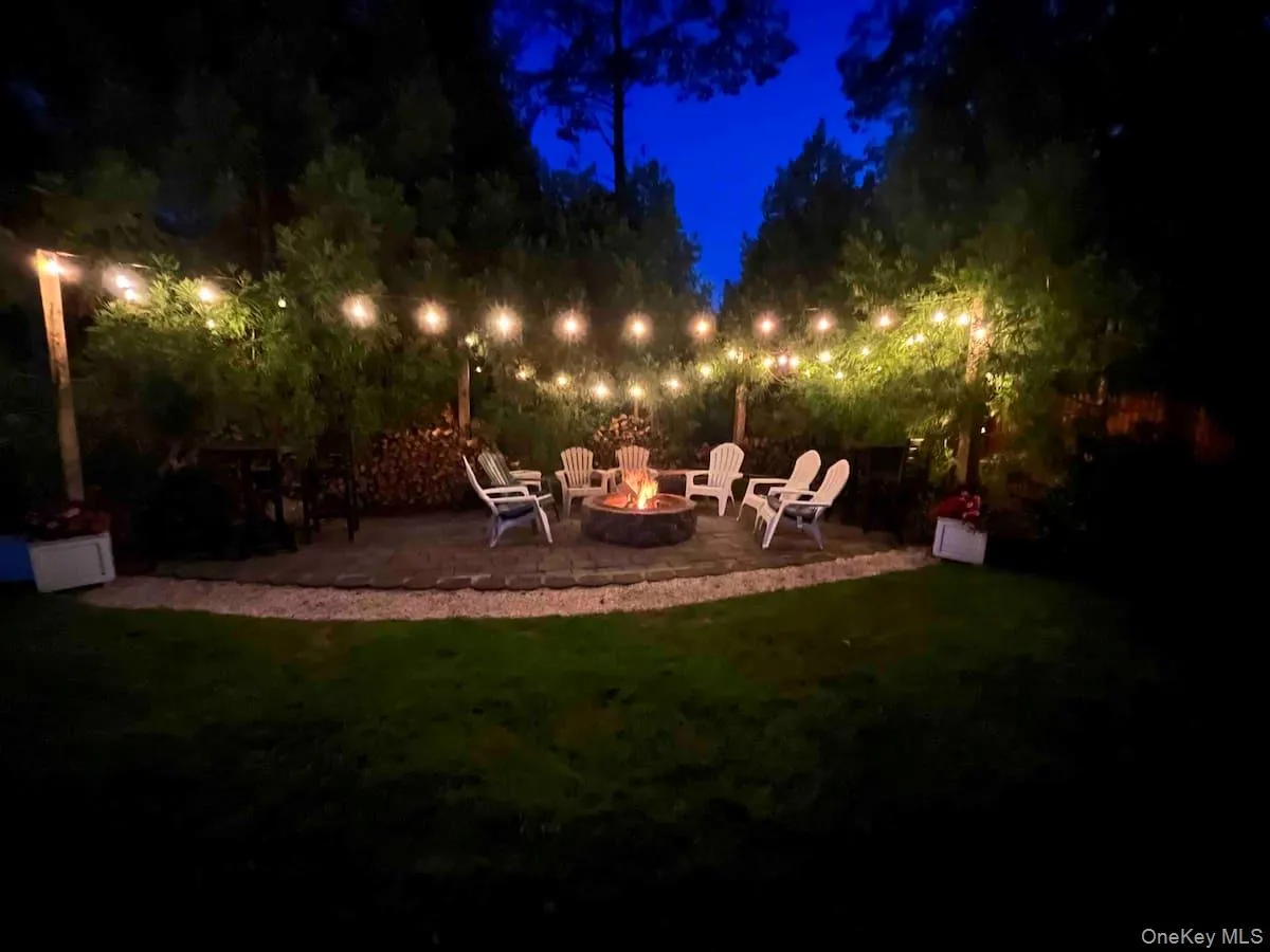 45 Bellows Terrace, Southampton, NY, 4 Bedrooms Bedrooms, 10 Rooms Rooms,2 BathroomsBathrooms,Residential Lease,For Rent,Bellows,0,984015 45 Bellows Terrace, Southampton, NY, 4 Bedrooms Bedrooms, 10 Rooms Rooms,2 BathroomsBathrooms,Residential Lease,For Rent,Bellows,0,984015