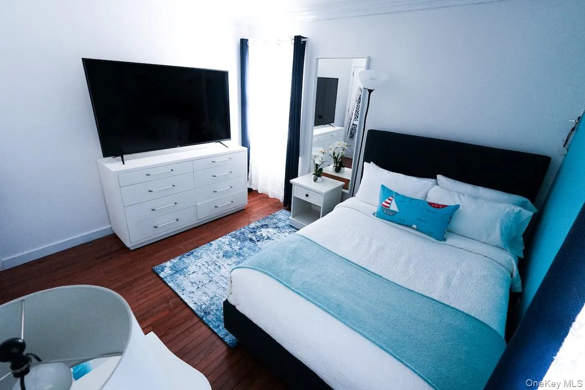 45 Bellows Terrace, Southampton, NY, 4 Bedrooms Bedrooms, 10 Rooms Rooms,2 BathroomsBathrooms,Residential Lease,For Rent,Bellows,0,984015 45 Bellows Terrace, Southampton, NY, 4 Bedrooms Bedrooms, 10 Rooms Rooms,2 BathroomsBathrooms,Residential Lease,For Rent,Bellows,0,984015