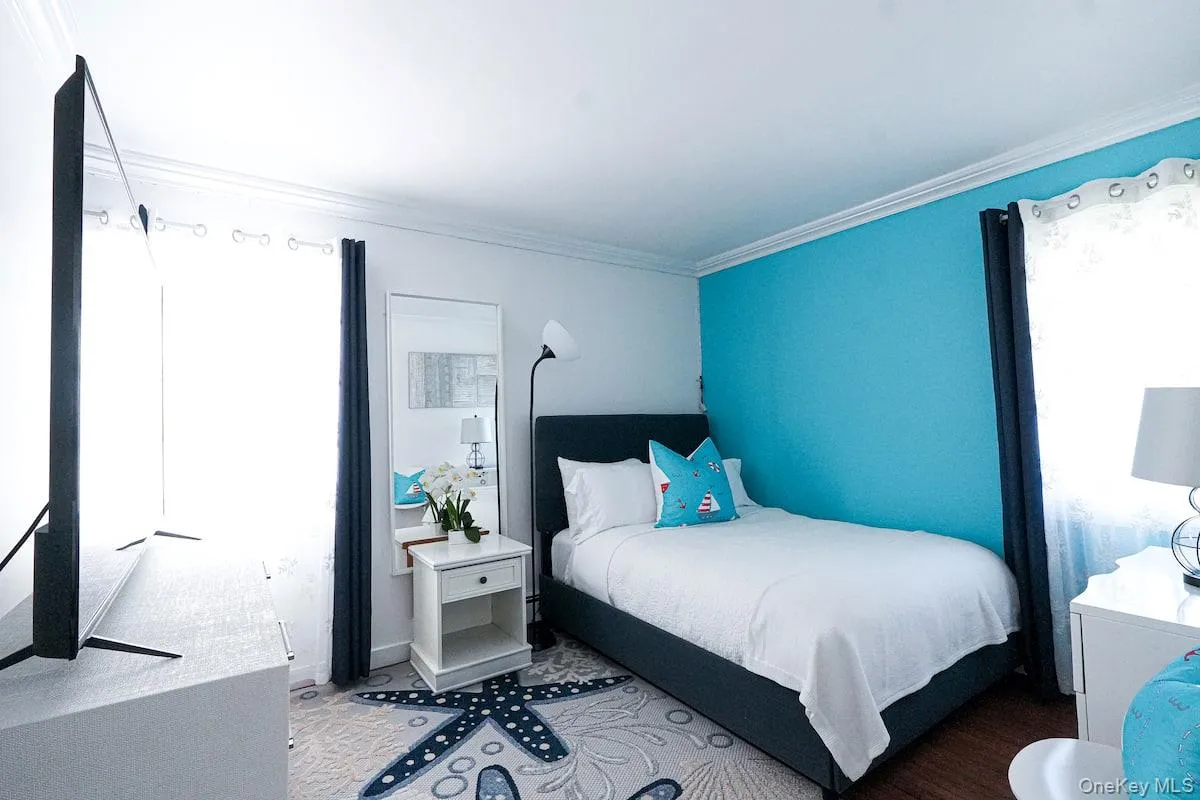 45 Bellows Terrace, Southampton, NY, 4 Bedrooms Bedrooms, 10 Rooms Rooms,2 BathroomsBathrooms,Residential Lease,For Rent,Bellows,0,984015 45 Bellows Terrace, Southampton, NY, 4 Bedrooms Bedrooms, 10 Rooms Rooms,2 BathroomsBathrooms,Residential Lease,For Rent,Bellows,0,984015