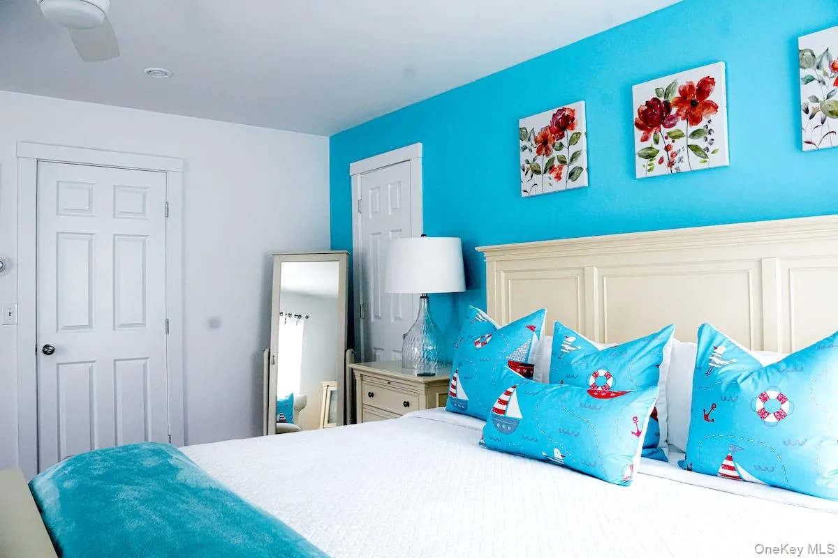 45 Bellows Terrace, Southampton, NY, 4 Bedrooms Bedrooms, 10 Rooms Rooms,2 BathroomsBathrooms,Residential Lease,For Rent,Bellows,0,984015 45 Bellows Terrace, Southampton, NY, 4 Bedrooms Bedrooms, 10 Rooms Rooms,2 BathroomsBathrooms,Residential Lease,For Rent,Bellows,0,984015