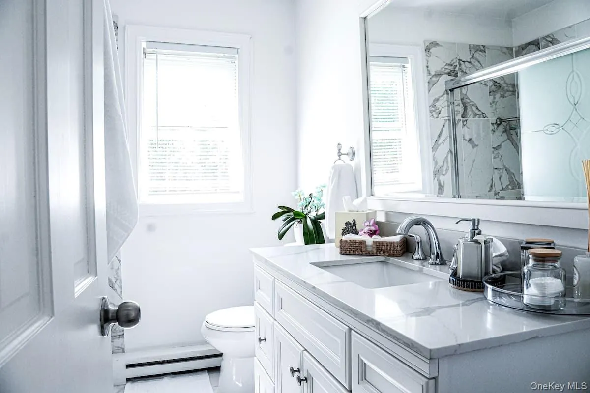 45 Bellows Terrace, Southampton, NY, 4 Bedrooms Bedrooms, 10 Rooms Rooms,2 BathroomsBathrooms,Residential Lease,For Rent,Bellows,0,984015 45 Bellows Terrace, Southampton, NY, 4 Bedrooms Bedrooms, 10 Rooms Rooms,2 BathroomsBathrooms,Residential Lease,For Rent,Bellows,0,984015