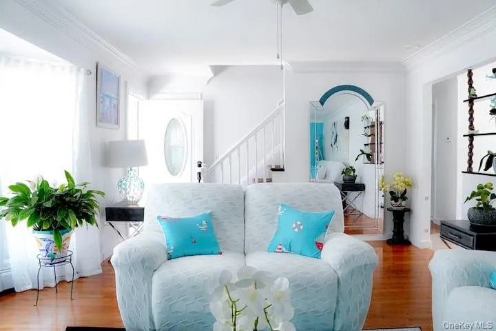 45 Bellows Terrace, Southampton, NY, 4 Bedrooms Bedrooms, 10 Rooms Rooms,2 BathroomsBathrooms,Residential Lease,For Rent,Bellows,0,984015 45 Bellows Terrace, Southampton, NY, 4 Bedrooms Bedrooms, 10 Rooms Rooms,2 BathroomsBathrooms,Residential Lease,For Rent,Bellows,0,984015