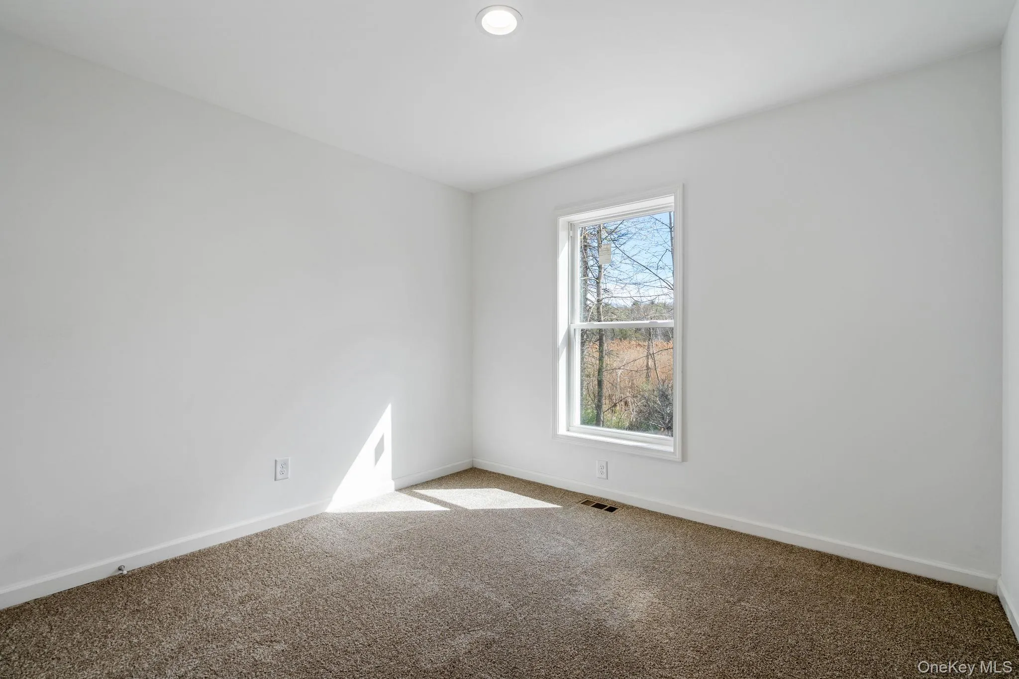 23 Spring Street, Thompson, NY, 3 Bedrooms Bedrooms, 8 Rooms Rooms,2 BathroomsBathrooms,Residential,For Rent,Spring,0,984026 23 Spring Street, Thompson, NY, 3 Bedrooms Bedrooms, 8 Rooms Rooms,2 BathroomsBathrooms,Residential,For Rent,Spring,0,984026