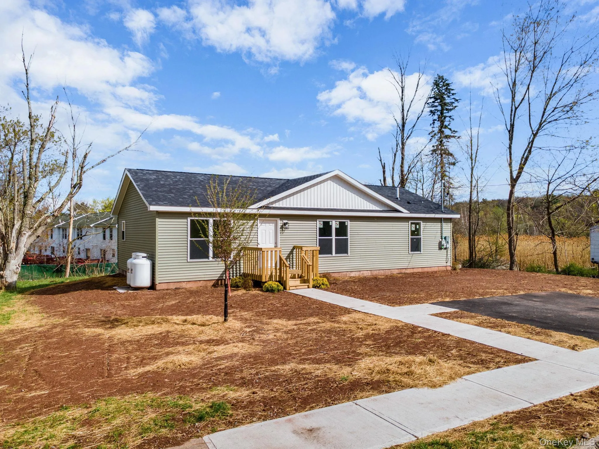 23 Spring Street, Thompson, NY, 3 Bedrooms Bedrooms, 8 Rooms Rooms,2 BathroomsBathrooms,Residential,For Rent,Spring,0,984026 23 Spring Street, Thompson, NY, 3 Bedrooms Bedrooms, 8 Rooms Rooms,2 BathroomsBathrooms,Residential,For Rent,Spring,0,984026