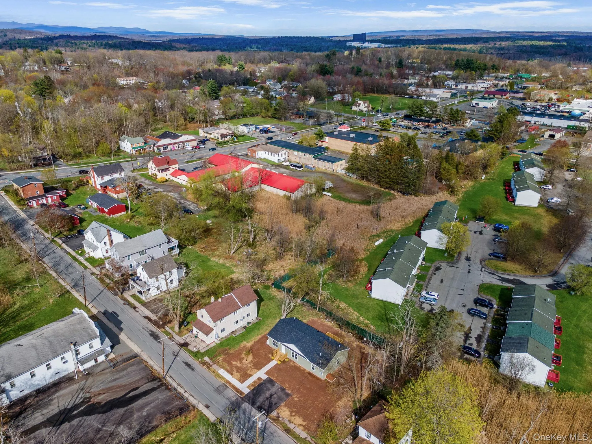 23 Spring Street, Thompson, NY, 3 Bedrooms Bedrooms, 8 Rooms Rooms,2 BathroomsBathrooms,Residential,For Rent,Spring,0,984026 23 Spring Street, Thompson, NY, 3 Bedrooms Bedrooms, 8 Rooms Rooms,2 BathroomsBathrooms,Residential,For Rent,Spring,0,984026