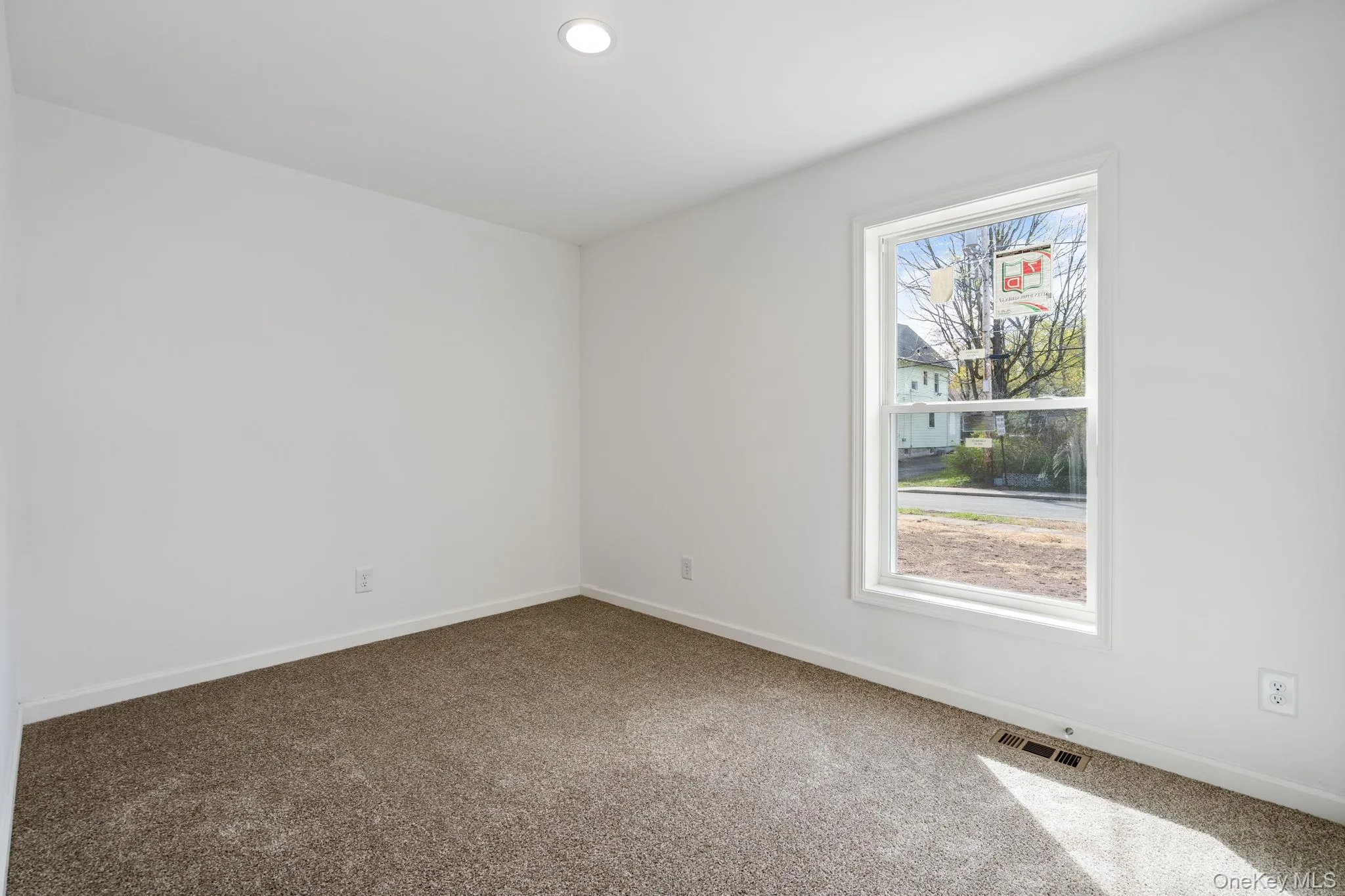 23 Spring Street, Thompson, NY, 3 Bedrooms Bedrooms, 8 Rooms Rooms,2 BathroomsBathrooms,Residential,For Rent,Spring,0,984026 23 Spring Street, Thompson, NY, 3 Bedrooms Bedrooms, 8 Rooms Rooms,2 BathroomsBathrooms,Residential,For Rent,Spring,0,984026