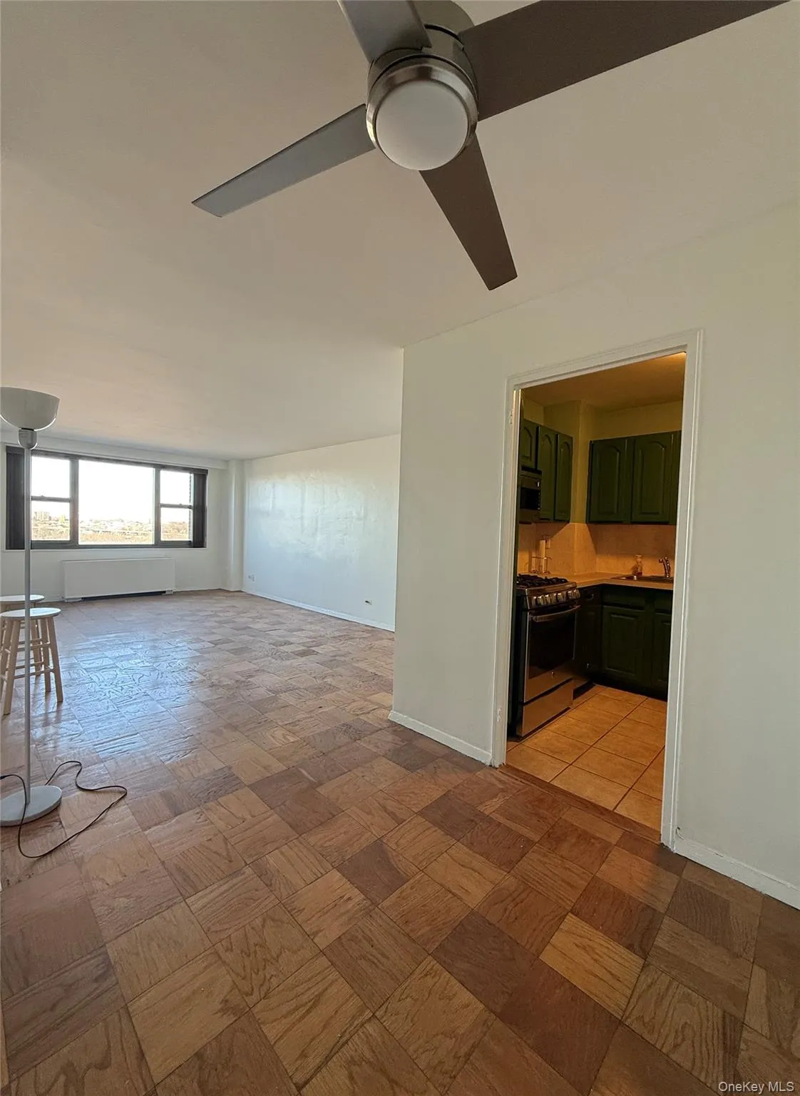 61-20 Grand Central Parkway, New York, NY, 1 Bedroom Bedrooms, 3 Rooms Rooms,1 BathroomBathrooms,Residential Lease,For Rent,Grand Central,0,984033 61-20 Grand Central Parkway, New York, NY, 1 Bedroom Bedrooms, 3 Rooms Rooms,1 BathroomBathrooms,Residential Lease,For Rent,Grand Central,0,984033