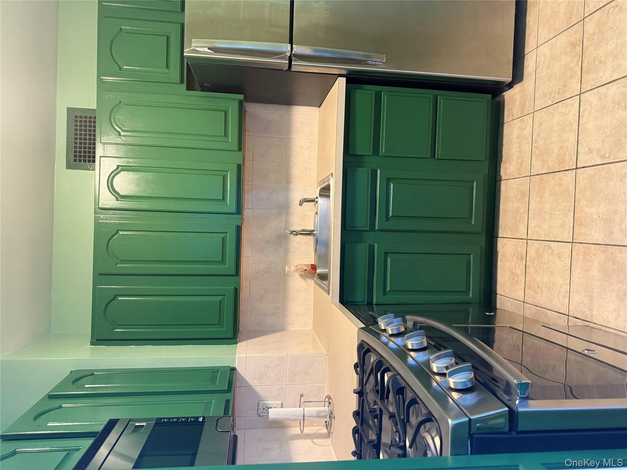 61-20 Grand Central Parkway, New York, NY, 1 Bedroom Bedrooms, 3 Rooms Rooms,1 BathroomBathrooms,Residential Lease,For Rent,Grand Central,0,984033 61-20 Grand Central Parkway, New York, NY, 1 Bedroom Bedrooms, 3 Rooms Rooms,1 BathroomBathrooms,Residential Lease,For Rent,Grand Central,0,984033