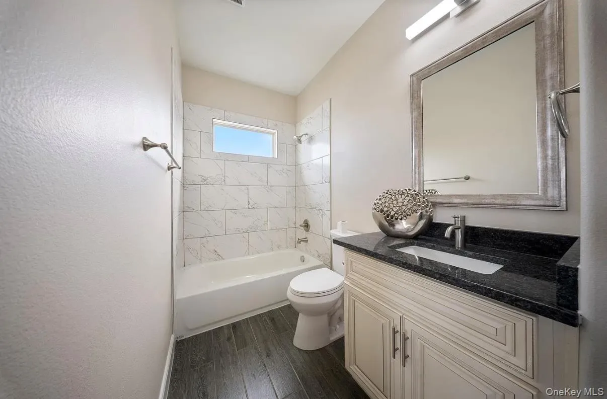 1113 5th Avenue, Hempstead, NY, 4 Bedrooms Bedrooms, 12 Rooms Rooms,4 BathroomsBathrooms,Residential Lease,For Rent,5th,0,984043 1113 5th Avenue, Hempstead, NY, 4 Bedrooms Bedrooms, 12 Rooms Rooms,4 BathroomsBathrooms,Residential Lease,For Rent,5th,0,984043