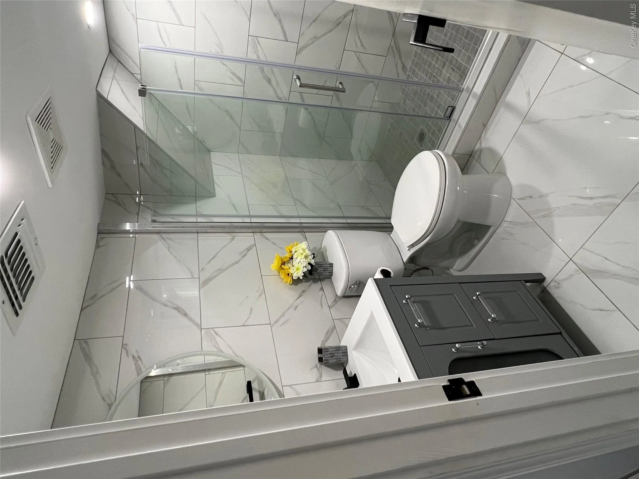 146-26 20th Road, New York, NY, 3 Bedrooms Bedrooms, 9 Rooms Rooms,2 BathroomsBathrooms,Residential,For Rent,20th,0,984063 146-26 20th Road, New York, NY, 3 Bedrooms Bedrooms, 9 Rooms Rooms,2 BathroomsBathrooms,Residential,For Rent,20th,0,984063