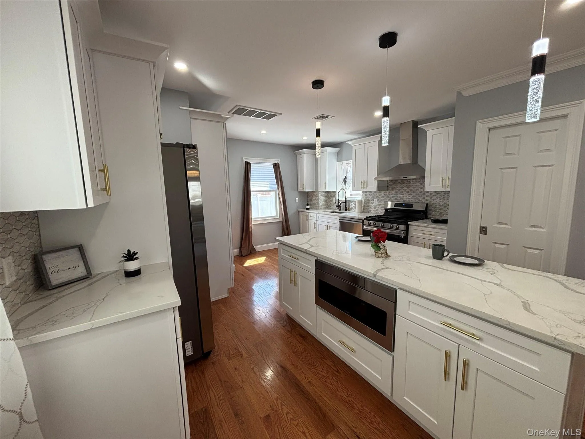 146-26 20th Road, New York, NY, 3 Bedrooms Bedrooms, 9 Rooms Rooms,2 BathroomsBathrooms,Residential,For Rent,20th,0,984063 146-26 20th Road, New York, NY, 3 Bedrooms Bedrooms, 9 Rooms Rooms,2 BathroomsBathrooms,Residential,For Rent,20th,0,984063