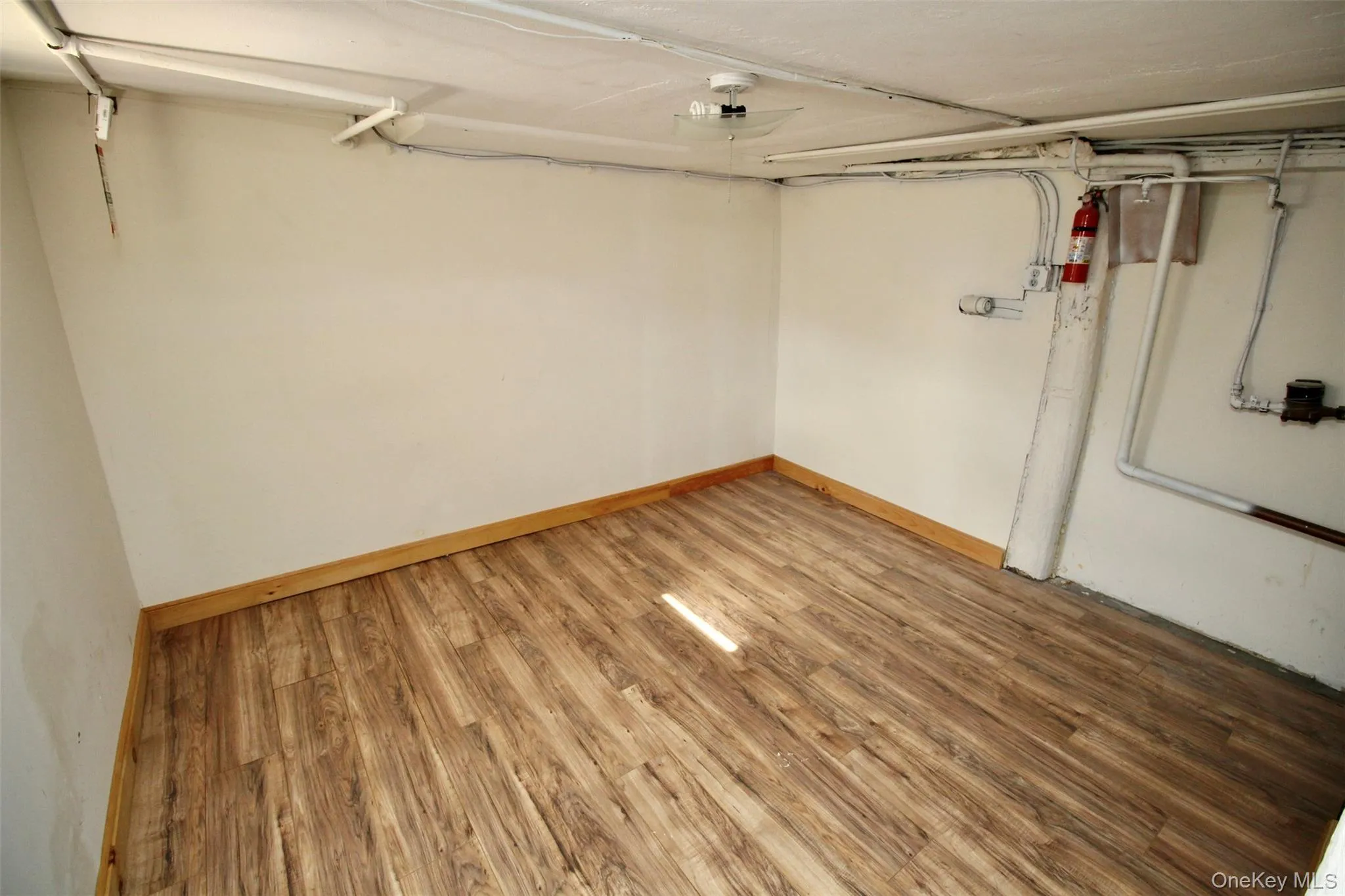 4 Schoolhouse Lane, Tuxedo, NY, 2 Bedrooms Bedrooms, 5 Rooms Rooms,1 BathroomBathrooms,Residential Lease,For Rent,Schoolhouse,0,984066 4 Schoolhouse Lane, Tuxedo, NY, 2 Bedrooms Bedrooms, 5 Rooms Rooms,1 BathroomBathrooms,Residential Lease,For Rent,Schoolhouse,0,984066