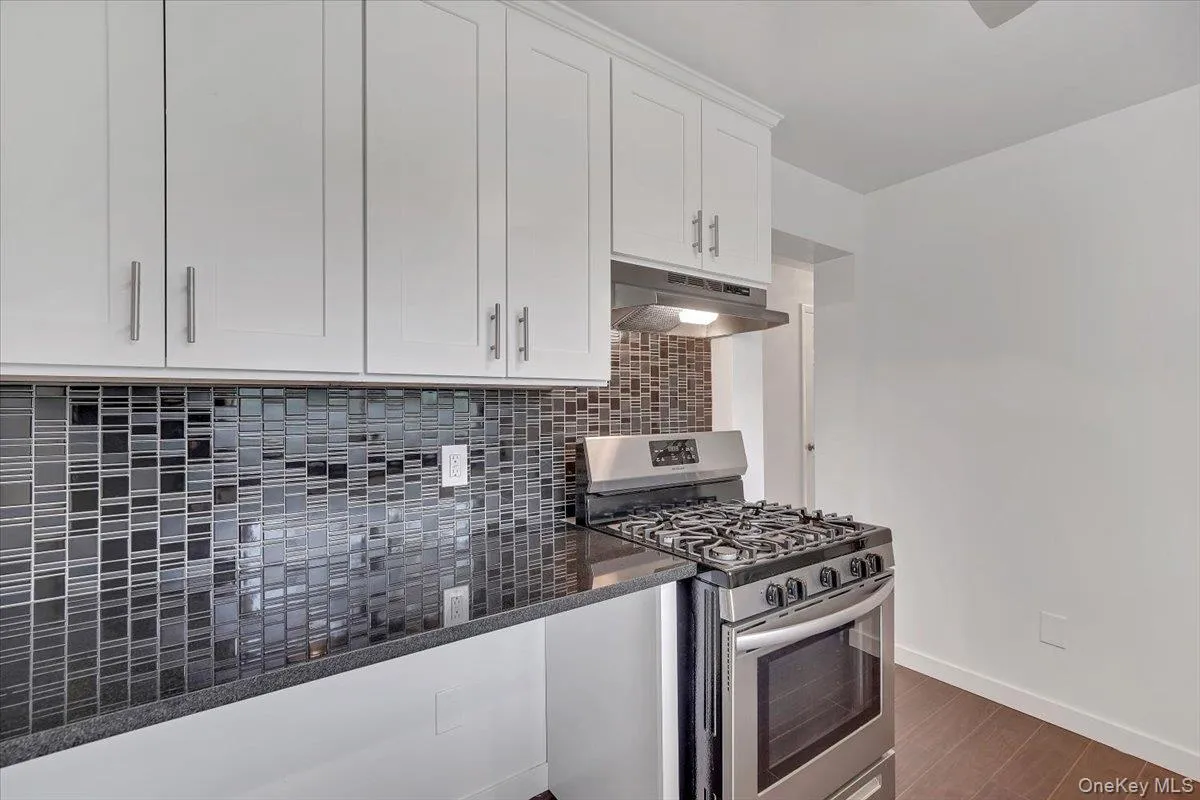 10 Sandhage Drive, Orangetown, NY, 5 Bedrooms Bedrooms, 8 Rooms Rooms,2 BathroomsBathrooms,Residential Lease,For Rent,Sandhage,0,984074 10 Sandhage Drive, Orangetown, NY, 5 Bedrooms Bedrooms, 8 Rooms Rooms,2 BathroomsBathrooms,Residential Lease,For Rent,Sandhage,0,984074
