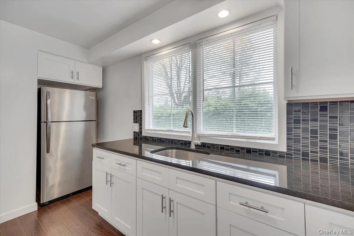 10 Sandhage Drive, Orangetown, NY, 5 Bedrooms Bedrooms, 8 Rooms Rooms,2 BathroomsBathrooms,Residential Lease,For Rent,Sandhage,0,984074 10 Sandhage Drive, Orangetown, NY, 5 Bedrooms Bedrooms, 8 Rooms Rooms,2 BathroomsBathrooms,Residential Lease,For Rent,Sandhage,0,984074