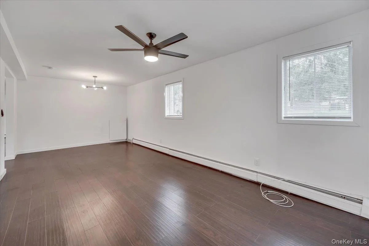 10 Sandhage Drive, Orangetown, NY, 5 Bedrooms Bedrooms, 8 Rooms Rooms,2 BathroomsBathrooms,Residential Lease,For Rent,Sandhage,0,984074 10 Sandhage Drive, Orangetown, NY, 5 Bedrooms Bedrooms, 8 Rooms Rooms,2 BathroomsBathrooms,Residential Lease,For Rent,Sandhage,0,984074