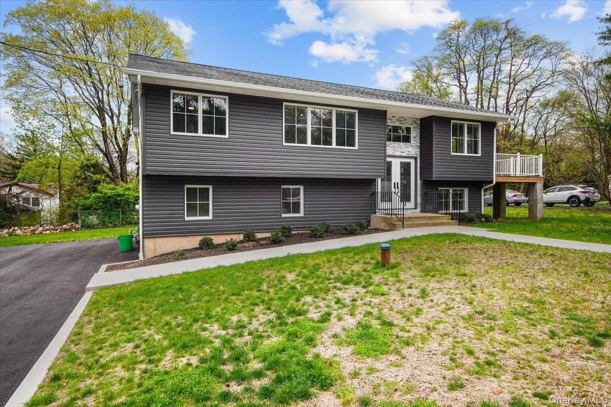 10 Sandhage Drive, Orangetown, NY, 5 Bedrooms Bedrooms, 8 Rooms Rooms,2 BathroomsBathrooms,Residential Lease,For Rent,Sandhage,0,984074 10 Sandhage Drive, Orangetown, NY, 5 Bedrooms Bedrooms, 8 Rooms Rooms,2 BathroomsBathrooms,Residential Lease,For Rent,Sandhage,0,984074