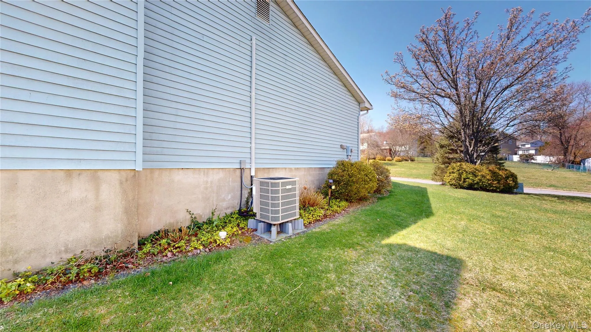 17 Shaker Court, New Windsor, NY, 5 Bedrooms Bedrooms, 12 Rooms Rooms,2 BathroomsBathrooms,Residential Sale,For Rent,Shaker,0,984079 17 Shaker Court, New Windsor, NY, 5 Bedrooms Bedrooms, 12 Rooms Rooms,2 BathroomsBathrooms,Residential Sale,For Rent,Shaker,0,984079