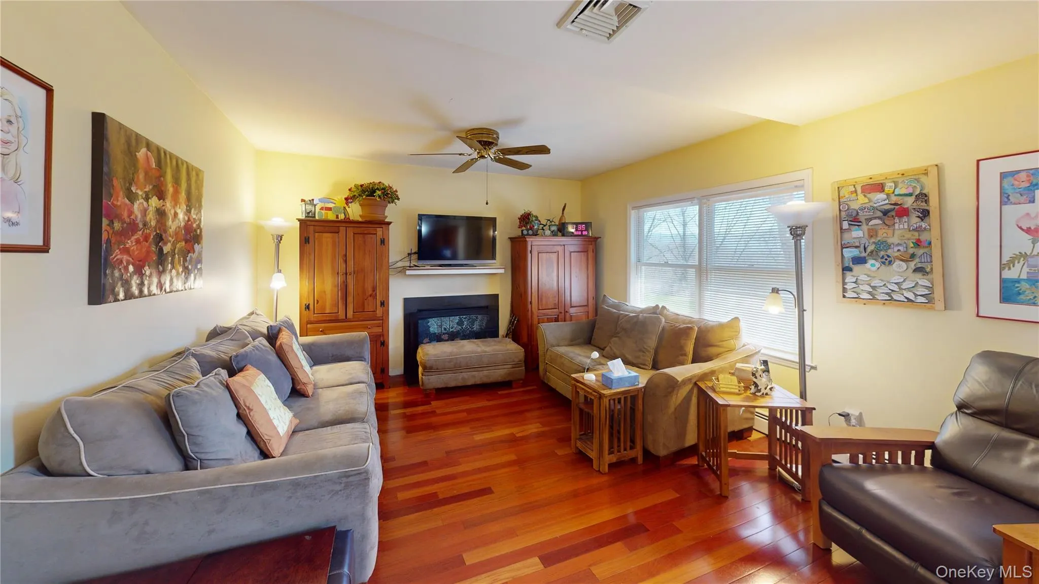 17 Shaker Court, New Windsor, NY, 5 Bedrooms Bedrooms, 12 Rooms Rooms,2 BathroomsBathrooms,Residential Sale,For Rent,Shaker,0,984079 17 Shaker Court, New Windsor, NY, 5 Bedrooms Bedrooms, 12 Rooms Rooms,2 BathroomsBathrooms,Residential Sale,For Rent,Shaker,0,984079
