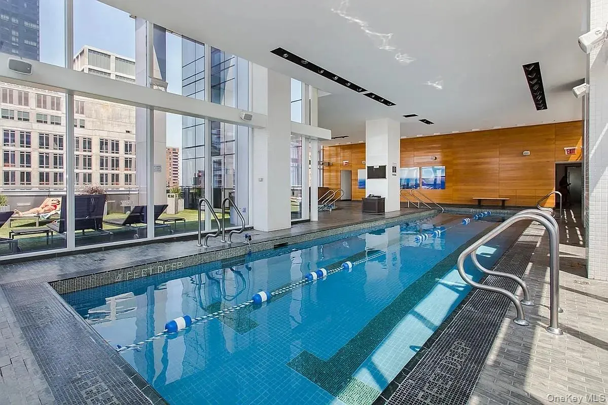 350 West 42nd Street, New York, NY, 2 Bedrooms Bedrooms, 4 Rooms Rooms,2 BathroomsBathrooms,Residential,For Rent,West 42nd Street,0,984083 350 West 42nd Street, New York, NY, 2 Bedrooms Bedrooms, 4 Rooms Rooms,2 BathroomsBathrooms,Residential,For Rent,West 42nd Street,0,984083