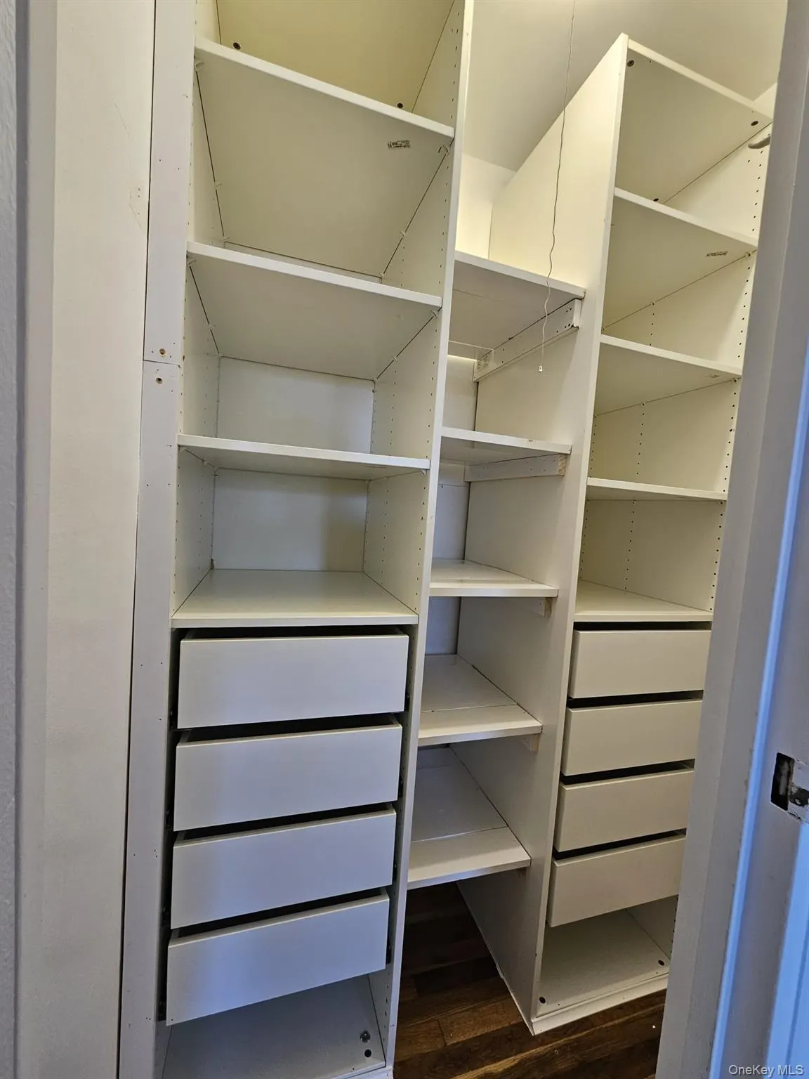 1259 68 Street, New York, NY, 3 Bedrooms Bedrooms, 6 Rooms Rooms,1 BathroomBathrooms,Residential Lease,For Rent,68,0,984088 1259 68 Street, New York, NY, 3 Bedrooms Bedrooms, 6 Rooms Rooms,1 BathroomBathrooms,Residential Lease,For Rent,68,0,984088