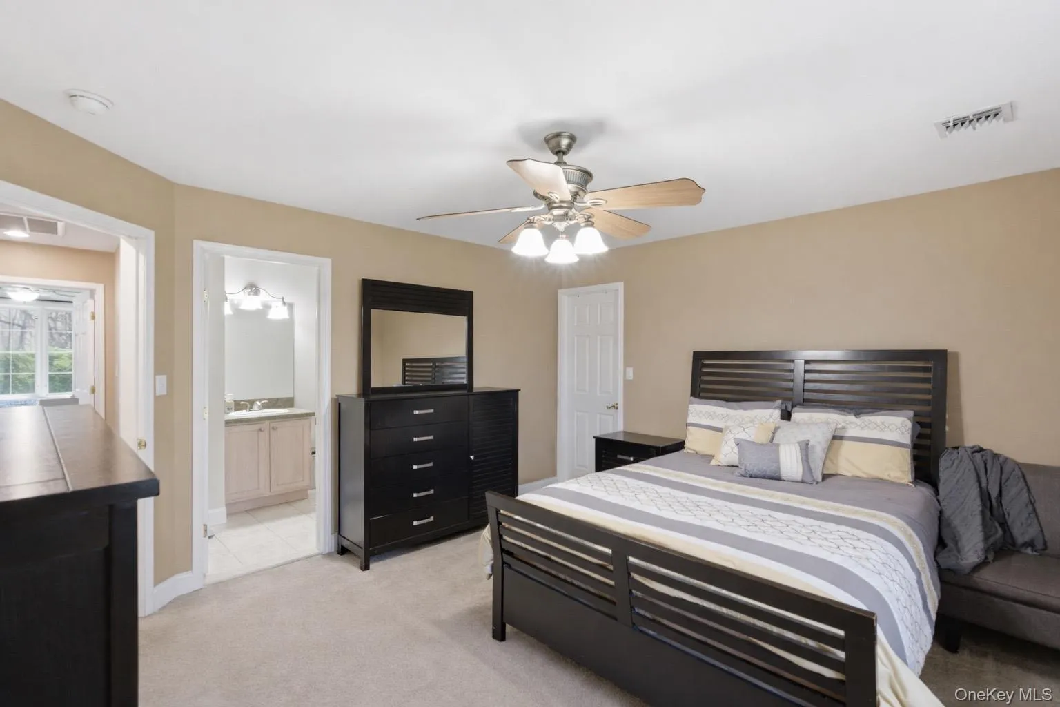 This is the 2nd floor on suite. This Home has 2 Primary bedrooms. One on each Floor. The Second one in this home! This is the 2nd floor on suite. This Home has 2 Primary bedrooms. One on each Floor. The Second one in this home!