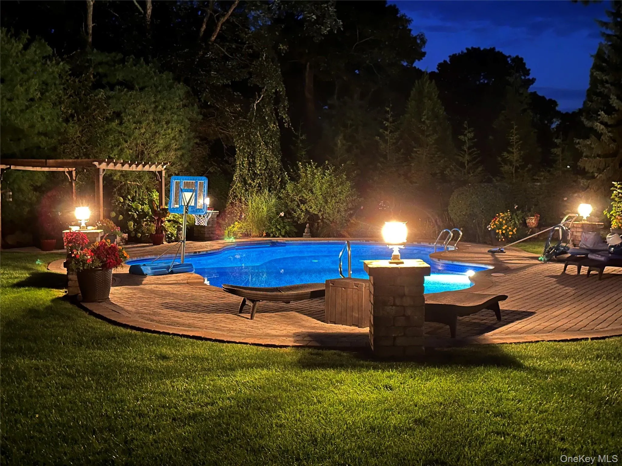 21 Moriches Riverhead Road, Brookhaven, NY, 4 Bedrooms Bedrooms, 7 Rooms Rooms,3 BathroomsBathrooms,Residential,For Rent,Moriches Riverhead,0,984090 21 Moriches Riverhead Road, Brookhaven, NY, 4 Bedrooms Bedrooms, 7 Rooms Rooms,3 BathroomsBathrooms,Residential,For Rent,Moriches Riverhead,0,984090