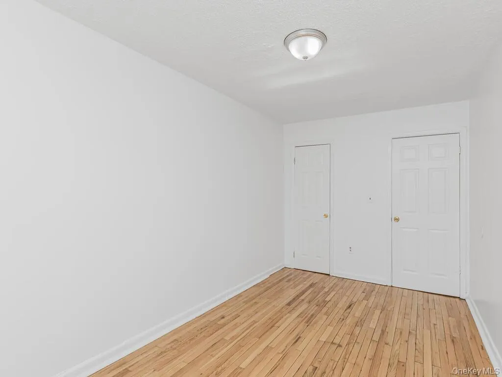 724 A 223rd Street, New York, NY, 2 Bedrooms Bedrooms, 4 Rooms Rooms,1 BathroomBathrooms,Residential Lease,For Rent,223rd,0,984104 724 A 223rd Street, New York, NY, 2 Bedrooms Bedrooms, 4 Rooms Rooms,1 BathroomBathrooms,Residential Lease,For Rent,223rd,0,984104