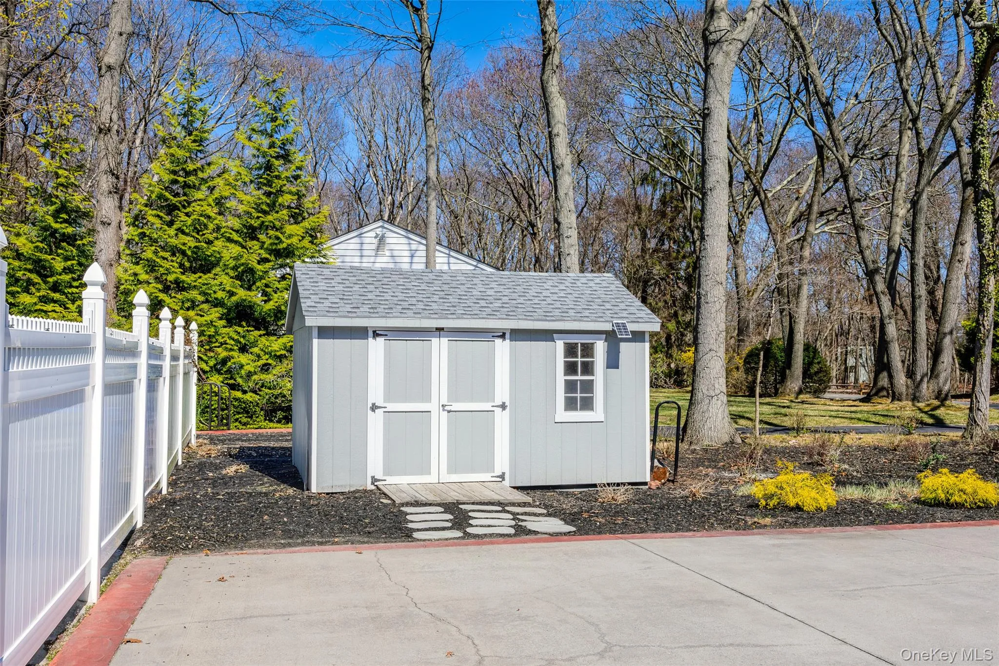 31 Meroke Trail, Brookhaven, NY, 4 Bedrooms Bedrooms, 8 Rooms Rooms,3 BathroomsBathrooms,Residential,For Rent,Meroke,0,984109 31 Meroke Trail, Brookhaven, NY, 4 Bedrooms Bedrooms, 8 Rooms Rooms,3 BathroomsBathrooms,Residential,For Rent,Meroke,0,984109