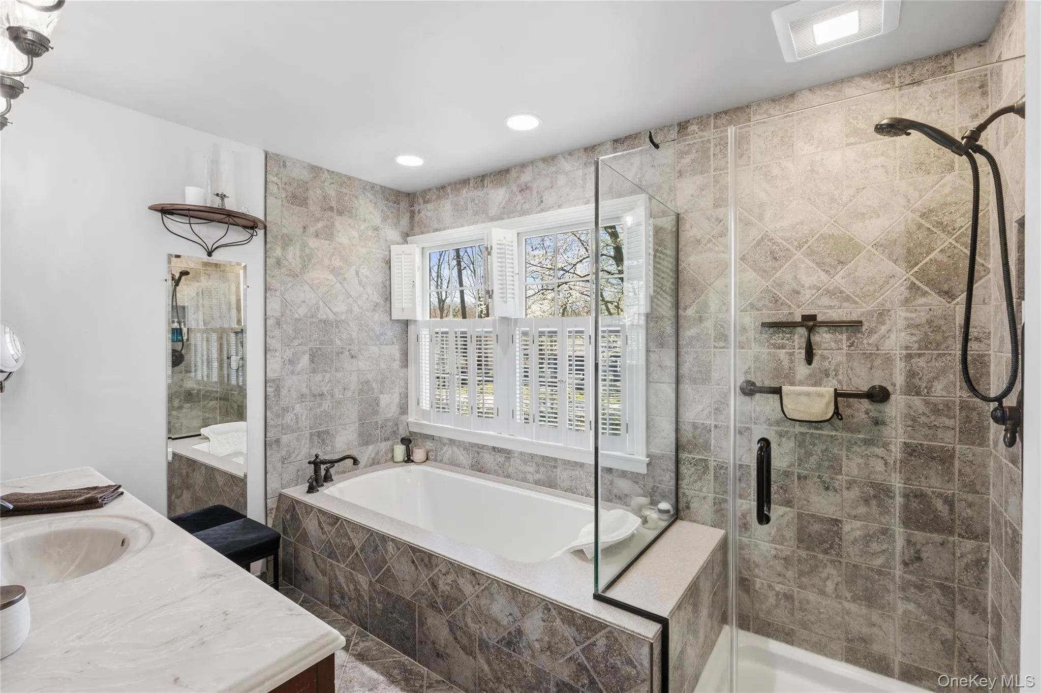 31 Meroke Trail, Brookhaven, NY, 4 Bedrooms Bedrooms, 8 Rooms Rooms,3 BathroomsBathrooms,Residential,For Rent,Meroke,0,984109 31 Meroke Trail, Brookhaven, NY, 4 Bedrooms Bedrooms, 8 Rooms Rooms,3 BathroomsBathrooms,Residential,For Rent,Meroke,0,984109