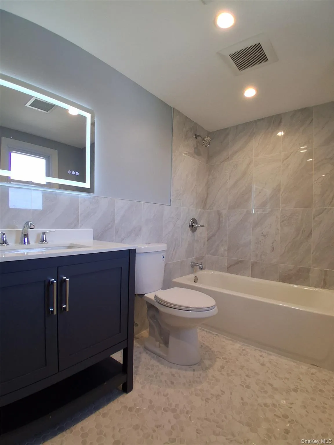 84 Holland Avenue, Hempstead, NY, 5 Bedrooms Bedrooms, 7 Rooms Rooms,4 BathroomsBathrooms,Residential,For Rent,Holland,0,984120 84 Holland Avenue, Hempstead, NY, 5 Bedrooms Bedrooms, 7 Rooms Rooms,4 BathroomsBathrooms,Residential,For Rent,Holland,0,984120