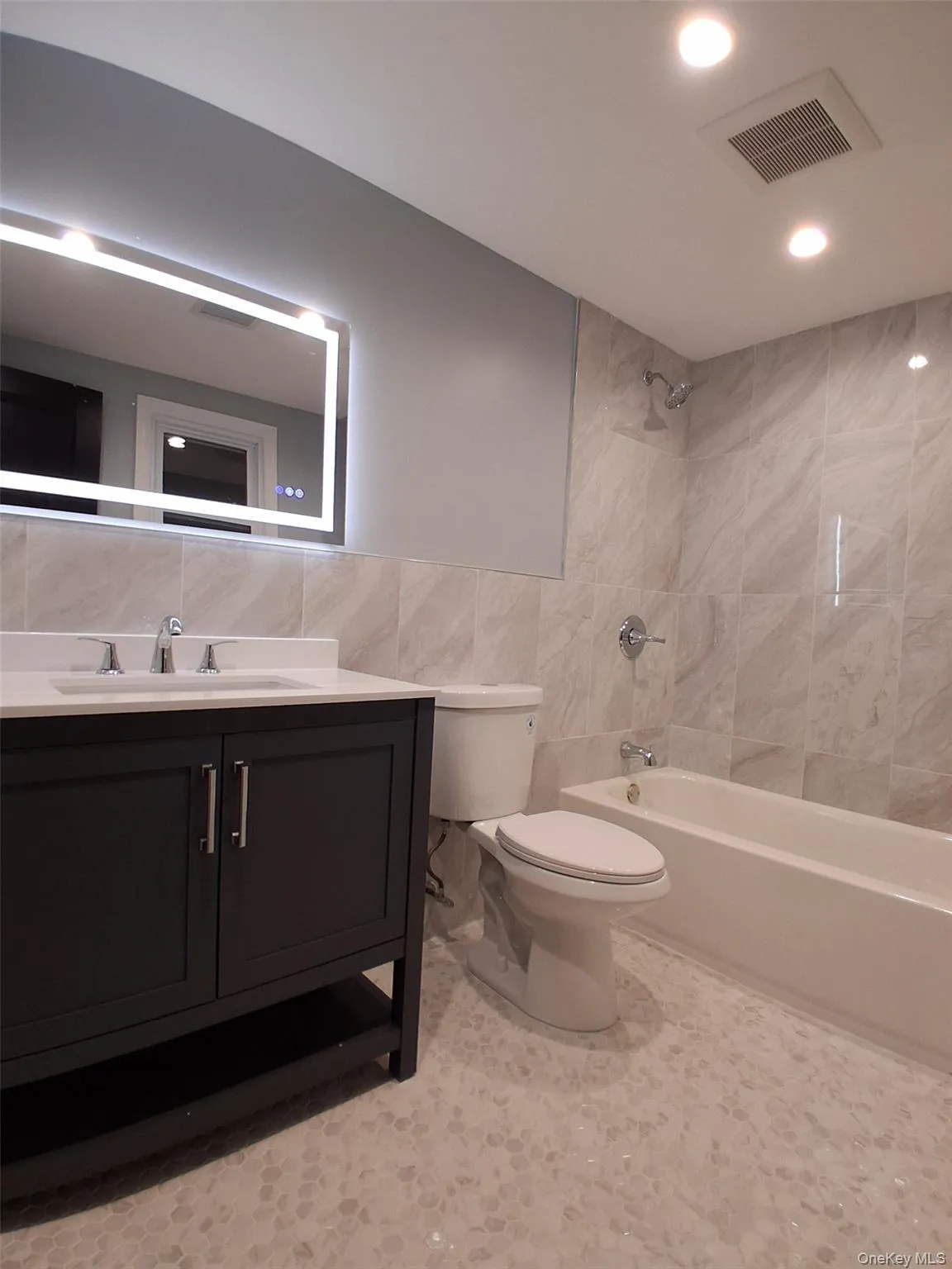 84 Holland Avenue, Hempstead, NY, 5 Bedrooms Bedrooms, 7 Rooms Rooms,4 BathroomsBathrooms,Residential,For Rent,Holland,0,984120 84 Holland Avenue, Hempstead, NY, 5 Bedrooms Bedrooms, 7 Rooms Rooms,4 BathroomsBathrooms,Residential,For Rent,Holland,0,984120