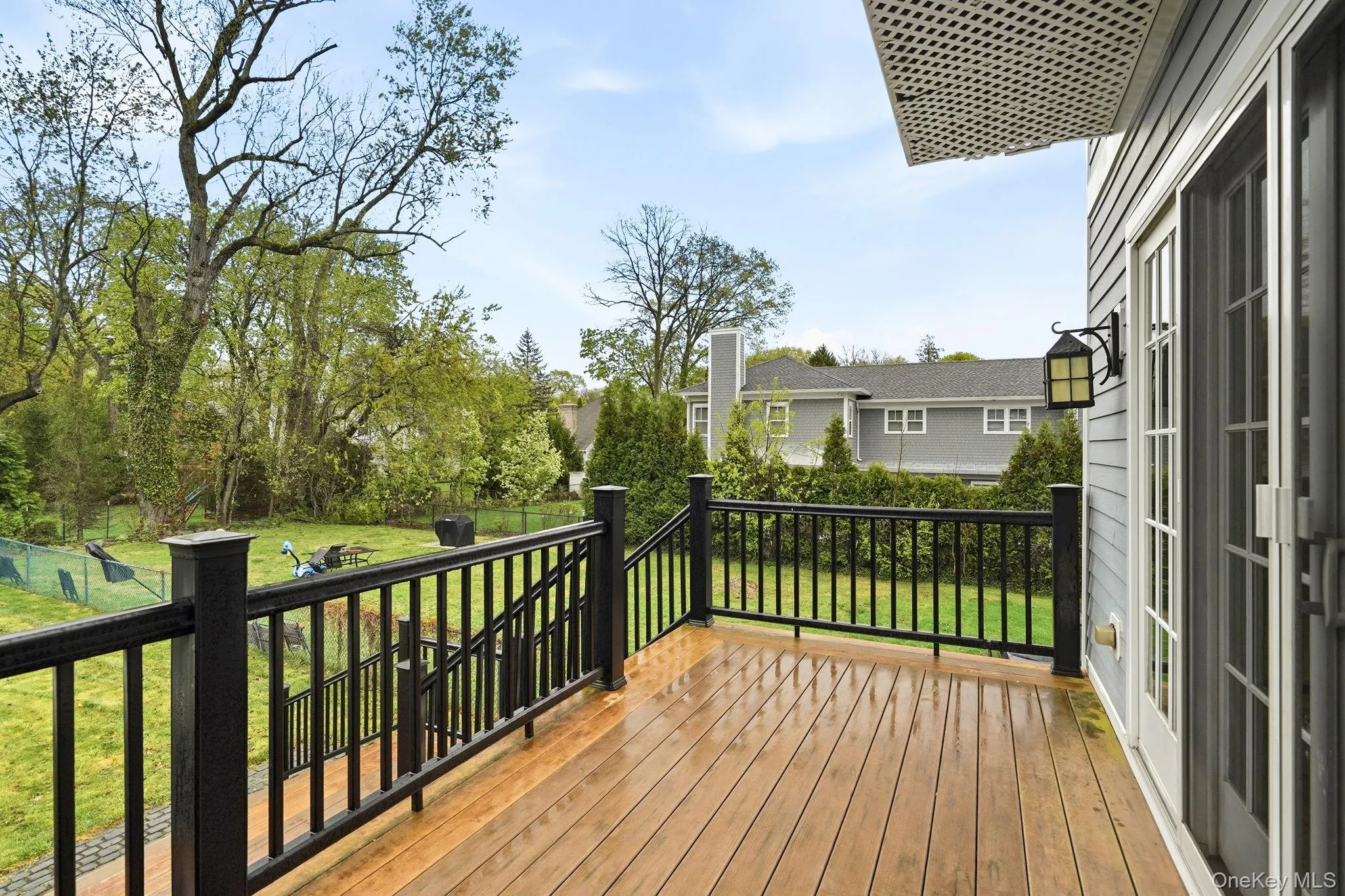 Deck Deck