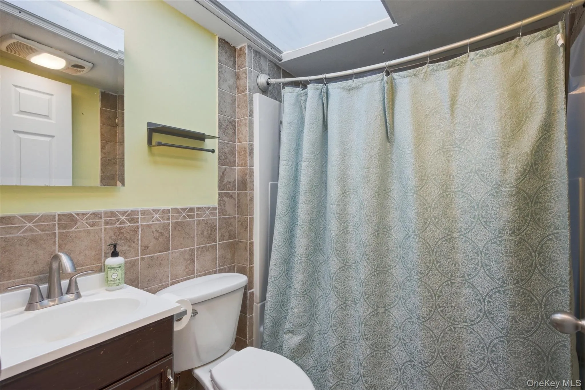 2 Whitfield Road, Rochester, NY, 4 Bedrooms Bedrooms, 6 Rooms Rooms,2 BathroomsBathrooms,Residential Sale,For Rent,Whitfield,0,984136 2 Whitfield Road, Rochester, NY, 4 Bedrooms Bedrooms, 6 Rooms Rooms,2 BathroomsBathrooms,Residential Sale,For Rent,Whitfield,0,984136