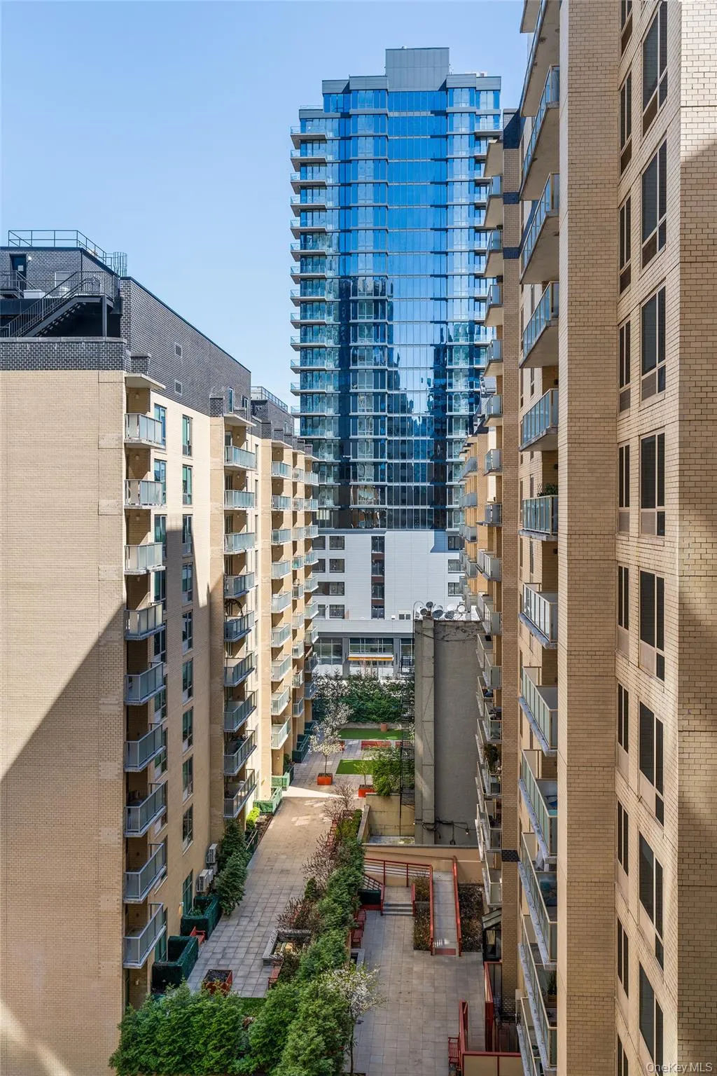2415 Queens Plaza, New York, NY, 2 Bedrooms Bedrooms, 4 Rooms Rooms,2 BathroomsBathrooms,Residential,For Rent,Queens,0,984155 2415 Queens Plaza, New York, NY, 2 Bedrooms Bedrooms, 4 Rooms Rooms,2 BathroomsBathrooms,Residential,For Rent,Queens,0,984155