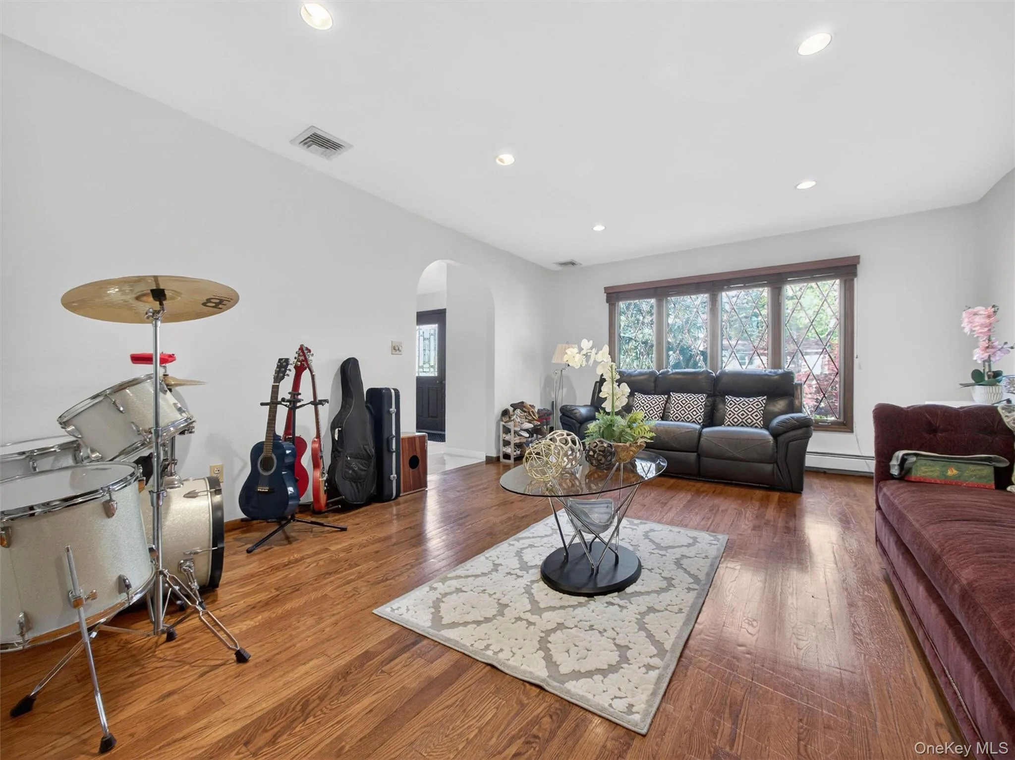 7 Bell Court, Ramapo, NY, 5 Bedrooms Bedrooms, 12 Rooms Rooms,3 BathroomsBathrooms,Residential,For Rent,Bell,0,984166 7 Bell Court, Ramapo, NY, 5 Bedrooms Bedrooms, 12 Rooms Rooms,3 BathroomsBathrooms,Residential,For Rent,Bell,0,984166