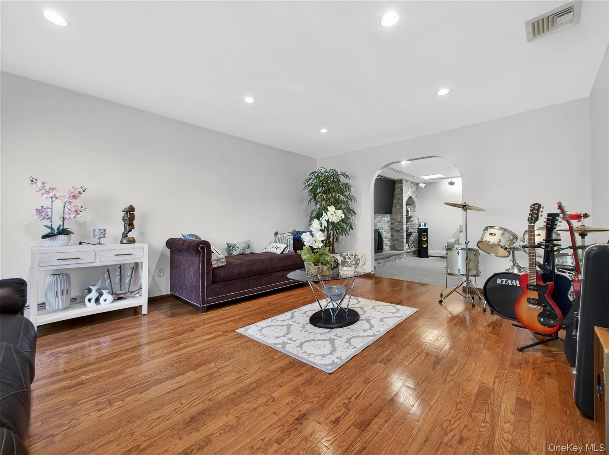 7 Bell Court, Ramapo, NY, 5 Bedrooms Bedrooms, 12 Rooms Rooms,3 BathroomsBathrooms,Residential,For Rent,Bell,0,984166 7 Bell Court, Ramapo, NY, 5 Bedrooms Bedrooms, 12 Rooms Rooms,3 BathroomsBathrooms,Residential,For Rent,Bell,0,984166