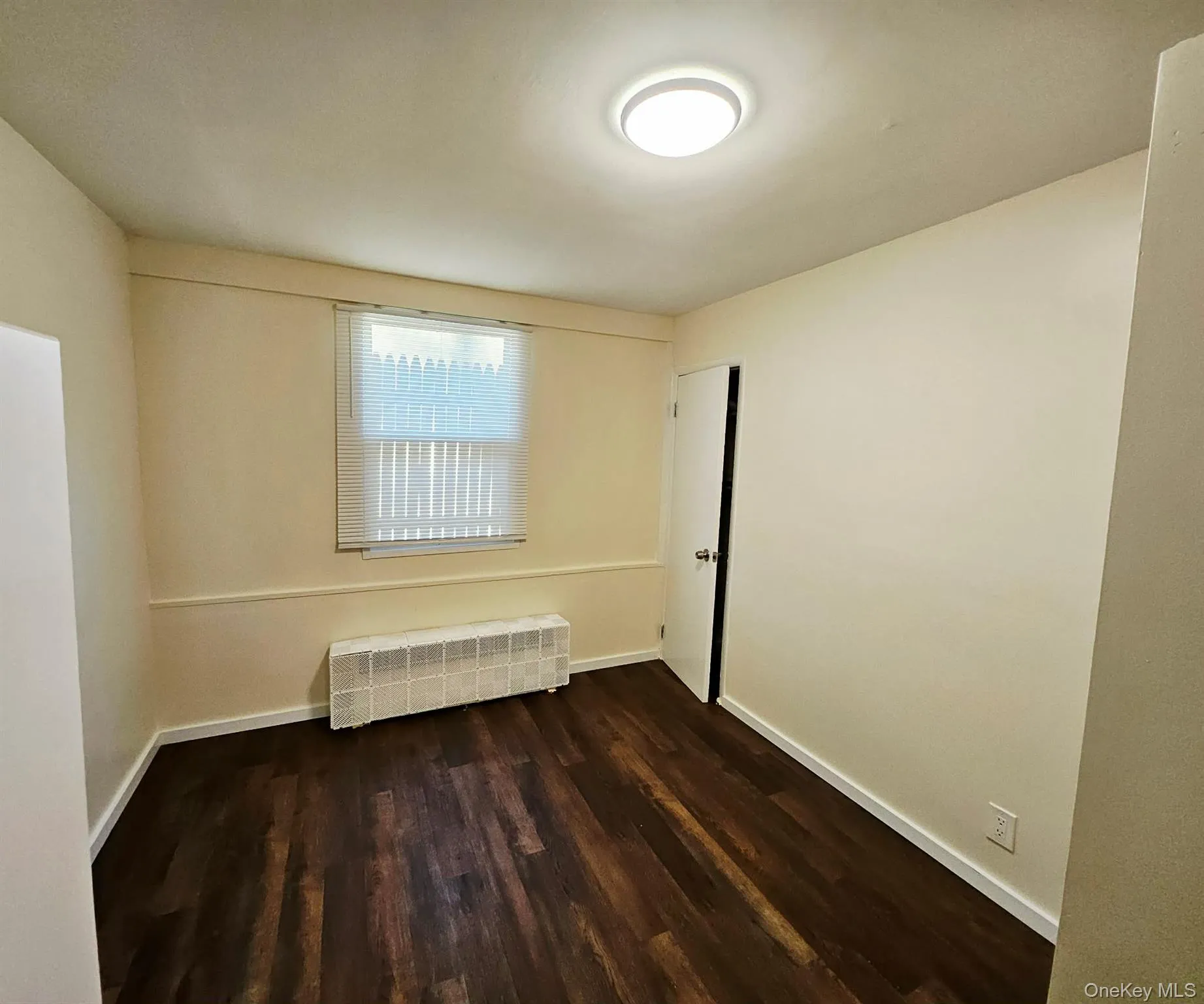 22 Ford Street, Glen Cove, NY, 3 Bedrooms Bedrooms, 5 Rooms Rooms,1 BathroomBathrooms,Residential Lease,For Rent,Ford,0,984169 22 Ford Street, Glen Cove, NY, 3 Bedrooms Bedrooms, 5 Rooms Rooms,1 BathroomBathrooms,Residential Lease,For Rent,Ford,0,984169