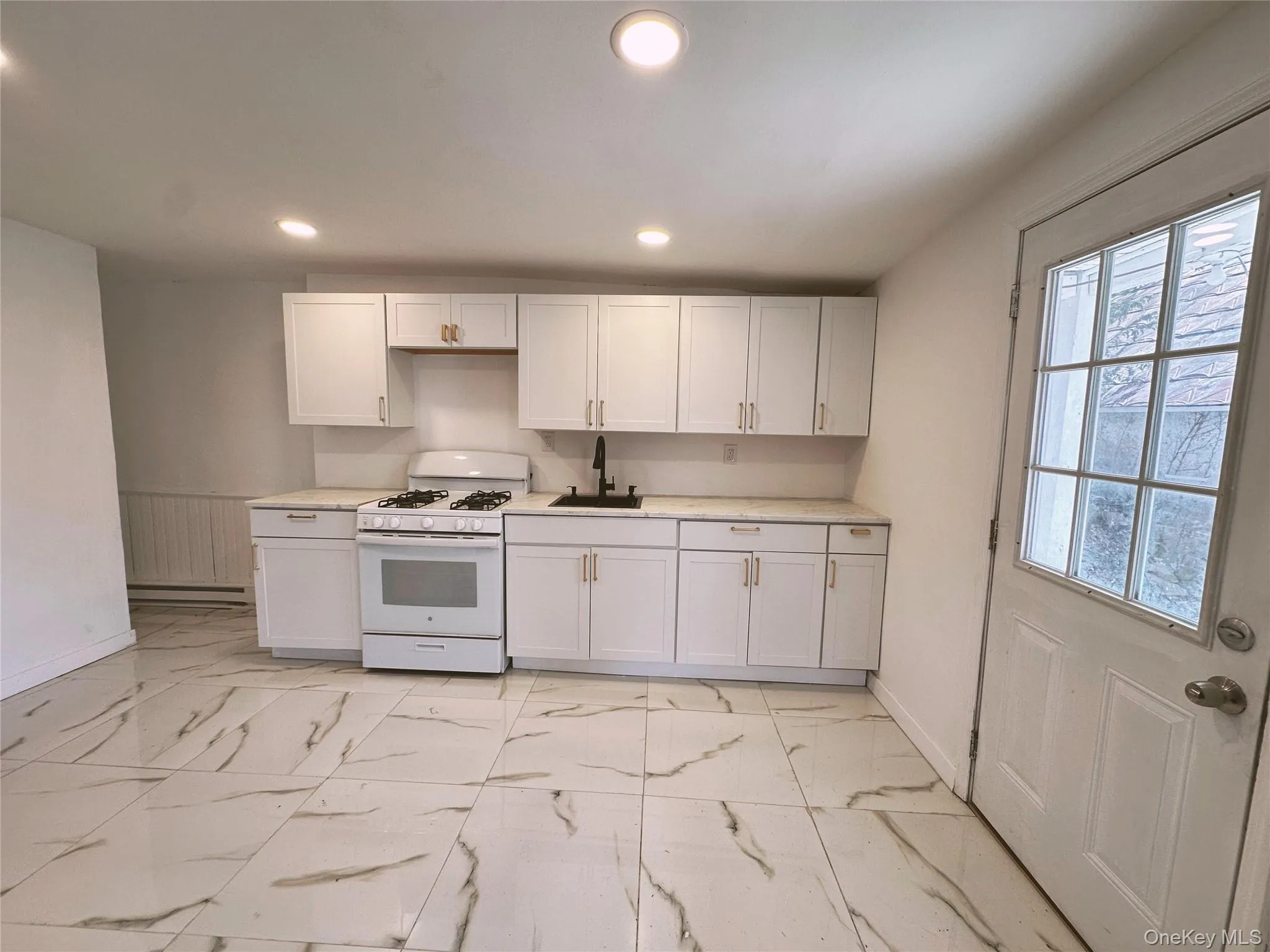 146 Rt-284, Minisink, NY, 3 Bedrooms Bedrooms, 7 Rooms Rooms,2 BathroomsBathrooms,Residential Lease,For Rent,Rt-284,0,984178 146 Rt-284, Minisink, NY, 3 Bedrooms Bedrooms, 7 Rooms Rooms,2 BathroomsBathrooms,Residential Lease,For Rent,Rt-284,0,984178