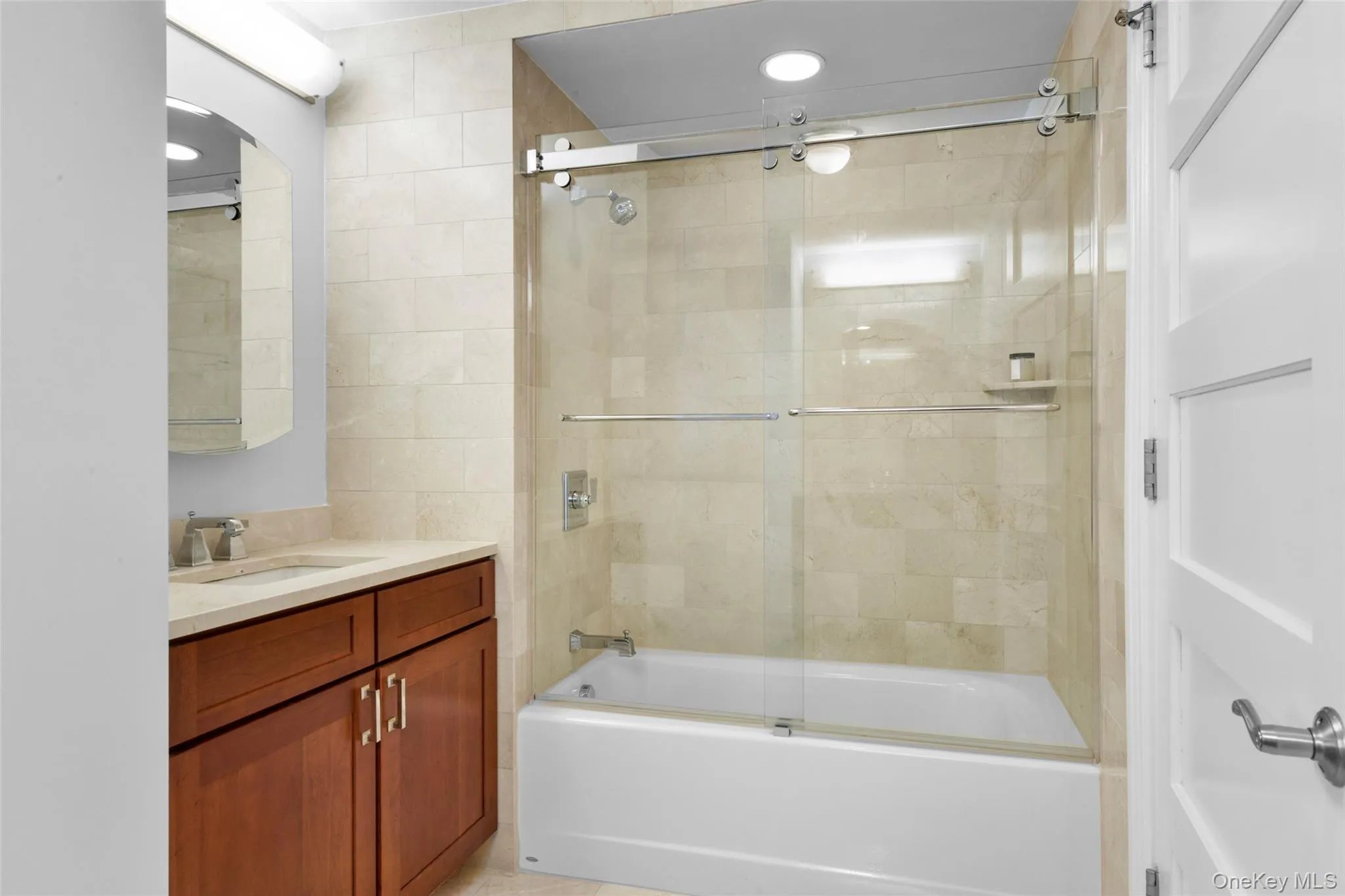 225 Stanley Avenue, Mamaroneck, NY, 2 Bedrooms Bedrooms, 4 Rooms Rooms,2 BathroomsBathrooms,Residential Lease,For Rent,Stanley,0,984185 225 Stanley Avenue, Mamaroneck, NY, 2 Bedrooms Bedrooms, 4 Rooms Rooms,2 BathroomsBathrooms,Residential Lease,For Rent,Stanley,0,984185