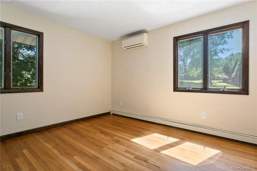 41 Old Deer Park Road, Bedford, NY, 4 Bedrooms Bedrooms, 10 Rooms Rooms,4 BathroomsBathrooms,Residential Lease,For Rent,Old Deer Park,0,984187 41 Old Deer Park Road, Bedford, NY, 4 Bedrooms Bedrooms, 10 Rooms Rooms,4 BathroomsBathrooms,Residential Lease,For Rent,Old Deer Park,0,984187