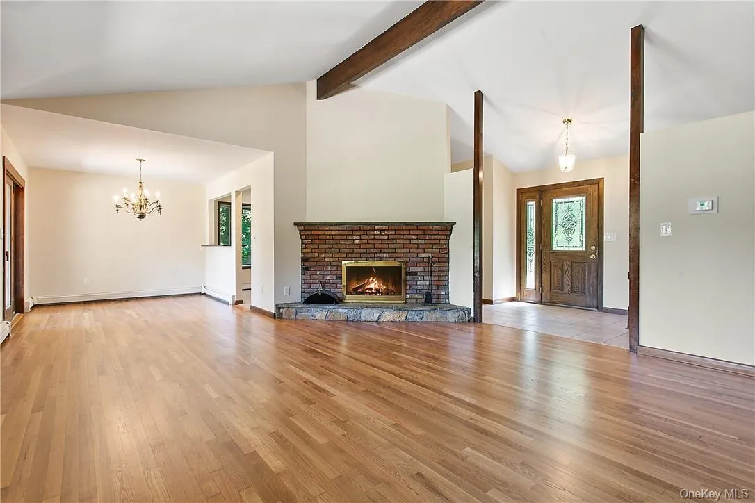 41 Old Deer Park Road, Bedford, NY, 4 Bedrooms Bedrooms, 10 Rooms Rooms,4 BathroomsBathrooms,Residential Lease,For Rent,Old Deer Park,0,984187 41 Old Deer Park Road, Bedford, NY, 4 Bedrooms Bedrooms, 10 Rooms Rooms,4 BathroomsBathrooms,Residential Lease,For Rent,Old Deer Park,0,984187