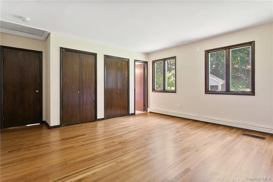 41 Old Deer Park Road, Bedford, NY, 4 Bedrooms Bedrooms, 10 Rooms Rooms,4 BathroomsBathrooms,Residential Lease,For Rent,Old Deer Park,0,984187 41 Old Deer Park Road, Bedford, NY, 4 Bedrooms Bedrooms, 10 Rooms Rooms,4 BathroomsBathrooms,Residential Lease,For Rent,Old Deer Park,0,984187