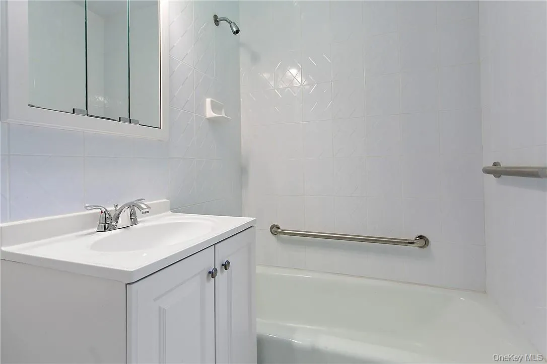 41 Old Deer Park Road, Bedford, NY, 4 Bedrooms Bedrooms, 10 Rooms Rooms,4 BathroomsBathrooms,Residential Lease,For Rent,Old Deer Park,0,984187 41 Old Deer Park Road, Bedford, NY, 4 Bedrooms Bedrooms, 10 Rooms Rooms,4 BathroomsBathrooms,Residential Lease,For Rent,Old Deer Park,0,984187