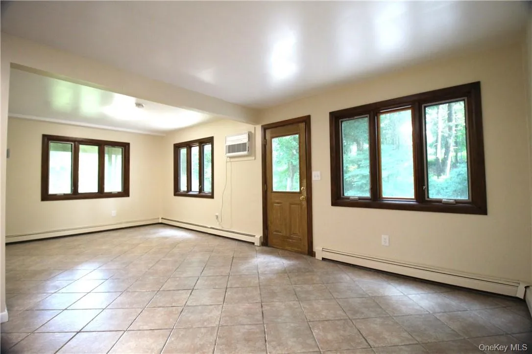 41 Old Deer Park Road, Bedford, NY, 4 Bedrooms Bedrooms, 10 Rooms Rooms,4 BathroomsBathrooms,Residential Lease,For Rent,Old Deer Park,0,984187 41 Old Deer Park Road, Bedford, NY, 4 Bedrooms Bedrooms, 10 Rooms Rooms,4 BathroomsBathrooms,Residential Lease,For Rent,Old Deer Park,0,984187