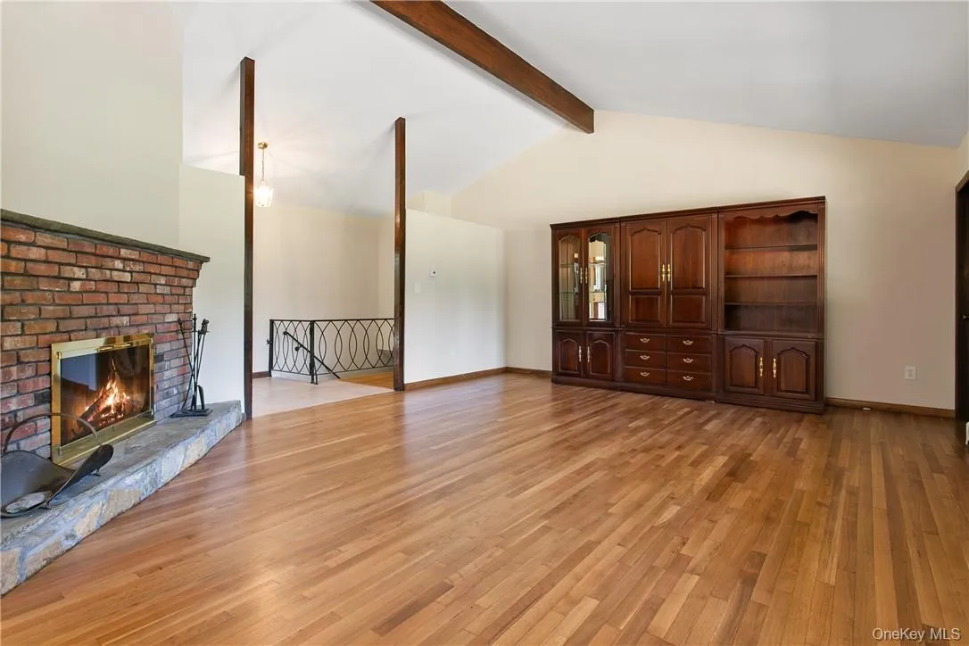 41 Old Deer Park Road, Bedford, NY, 4 Bedrooms Bedrooms, 10 Rooms Rooms,4 BathroomsBathrooms,Residential Lease,For Rent,Old Deer Park,0,984187 41 Old Deer Park Road, Bedford, NY, 4 Bedrooms Bedrooms, 10 Rooms Rooms,4 BathroomsBathrooms,Residential Lease,For Rent,Old Deer Park,0,984187