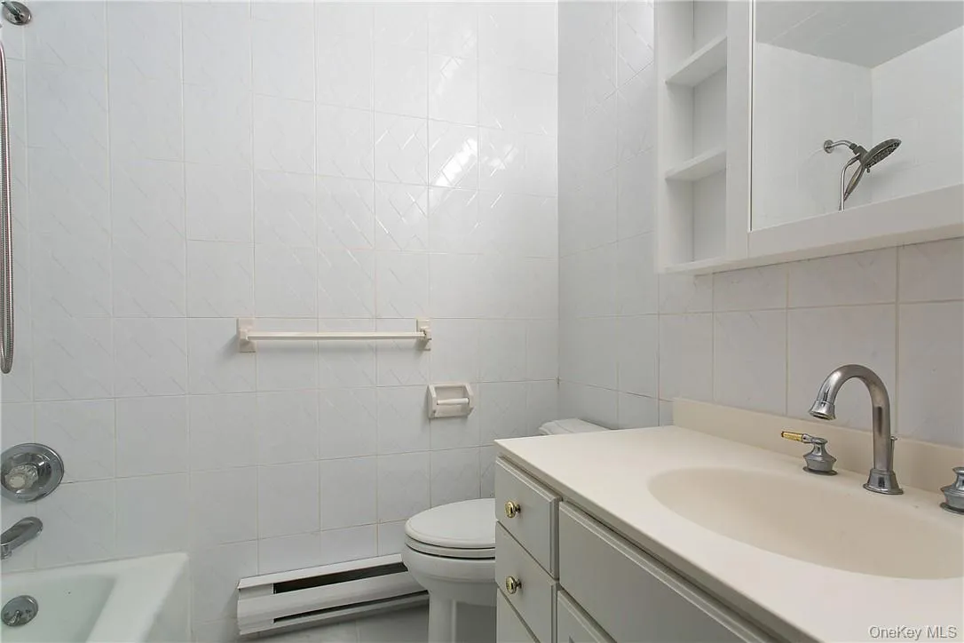 41 Old Deer Park Road, Bedford, NY, 4 Bedrooms Bedrooms, 10 Rooms Rooms,4 BathroomsBathrooms,Residential Lease,For Rent,Old Deer Park,0,984187 41 Old Deer Park Road, Bedford, NY, 4 Bedrooms Bedrooms, 10 Rooms Rooms,4 BathroomsBathrooms,Residential Lease,For Rent,Old Deer Park,0,984187