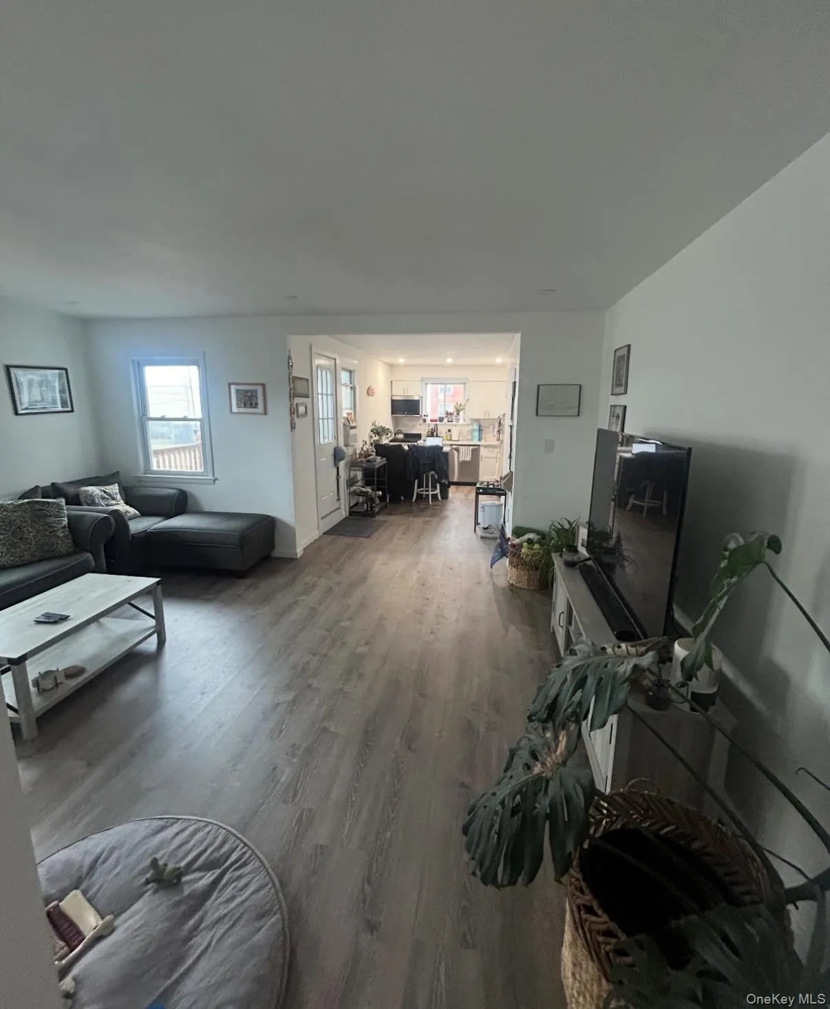 555 Broadway, Long Beach, NY, 1 Bedroom Bedrooms, 3 Rooms Rooms,1 BathroomBathrooms,Residential Lease,For Rent,Broadway,0,984195 555 Broadway, Long Beach, NY, 1 Bedroom Bedrooms, 3 Rooms Rooms,1 BathroomBathrooms,Residential Lease,For Rent,Broadway,0,984195